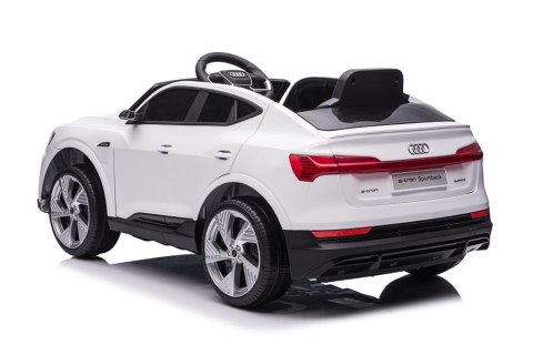 Auto Na Akumulator Audi E- Tron Białe QLS-6688 LEAN CARS