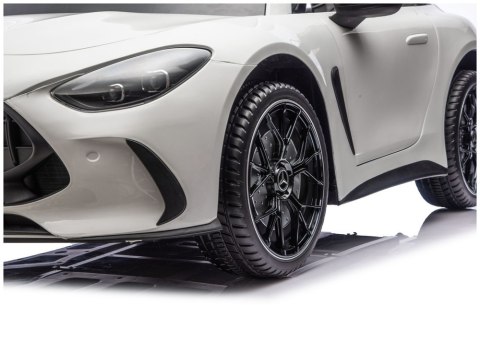 Auto Na Akumulator Mercedes GT63 AMG DK-GT63 24V LCD Biały LEAN CARS