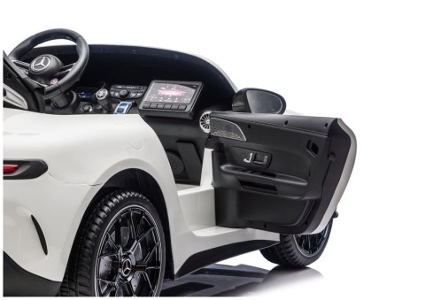 Auto Na Akumulator Mercedes GT63 AMG DK-GT63 24V LCD Biały LEAN CARS